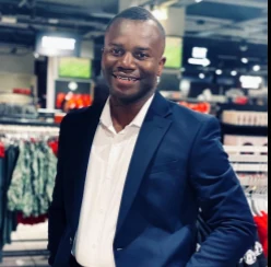 Jahleel, an Acquaint volunteer from Nigeria.
